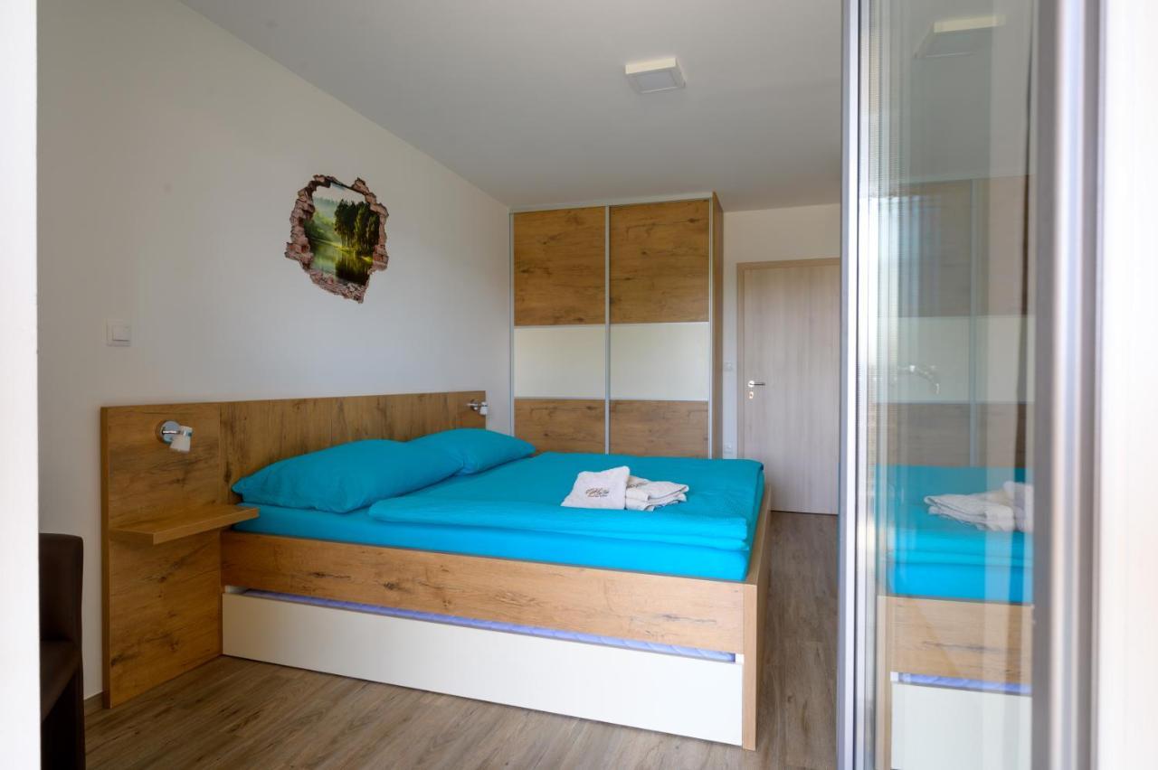 Family Apartment 摩拉瓦托普利采 外观 照片