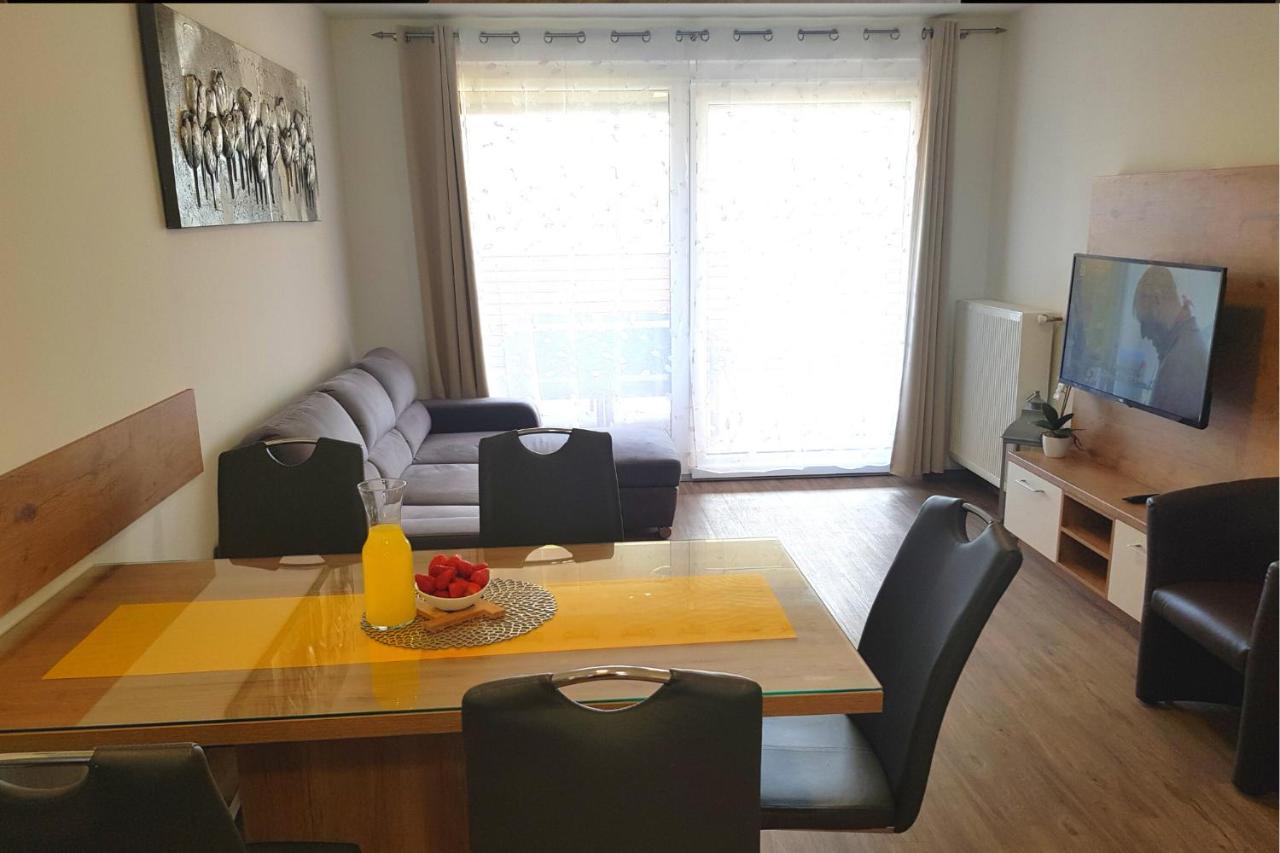 Family Apartment 摩拉瓦托普利采 外观 照片